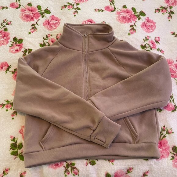 Brown cropped puffy sleeve quater zip sweater with hoodie pocket! - Picture 14 of 16